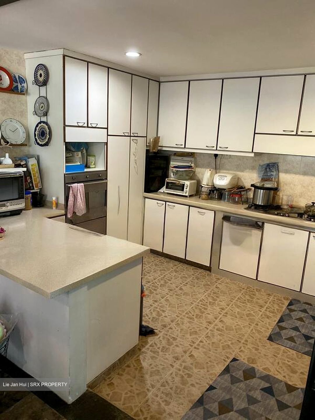 Sennett Avenue (D16), Semi-Detached #461029701